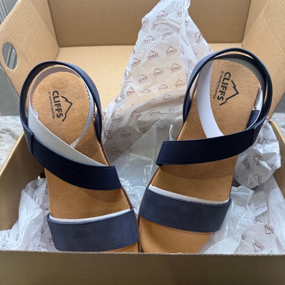 Navy Women's Cliffs Sandal: Style - Tinnley - Picture 2 of 10